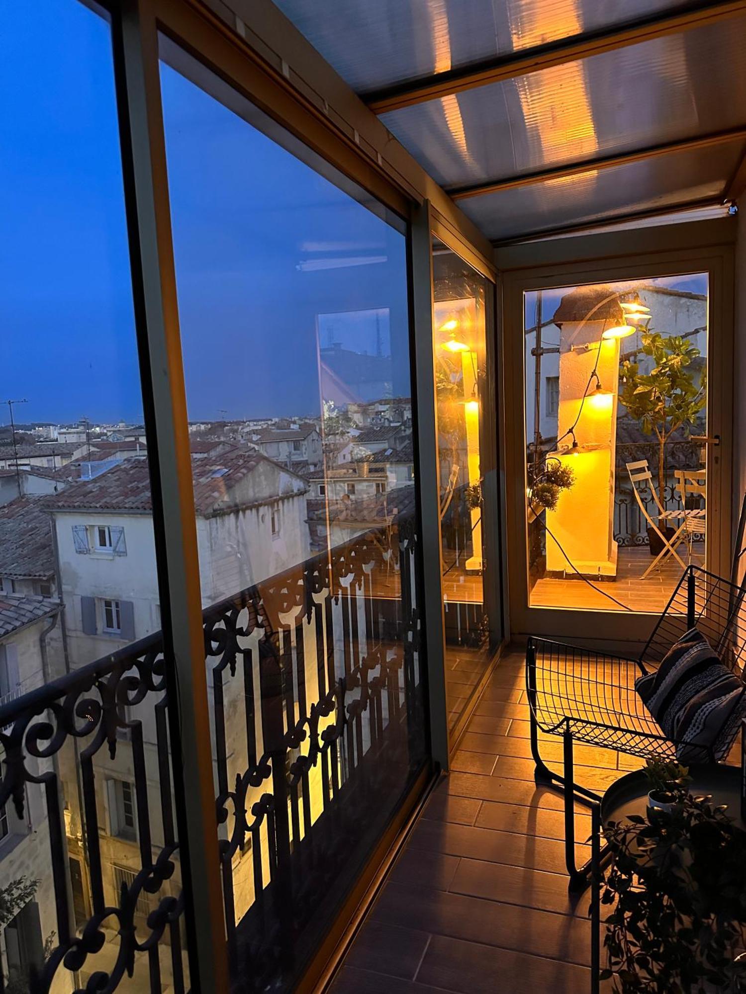 La Terrasse, Vue Sur Les Toits De Montpellier Apartamento Exterior foto